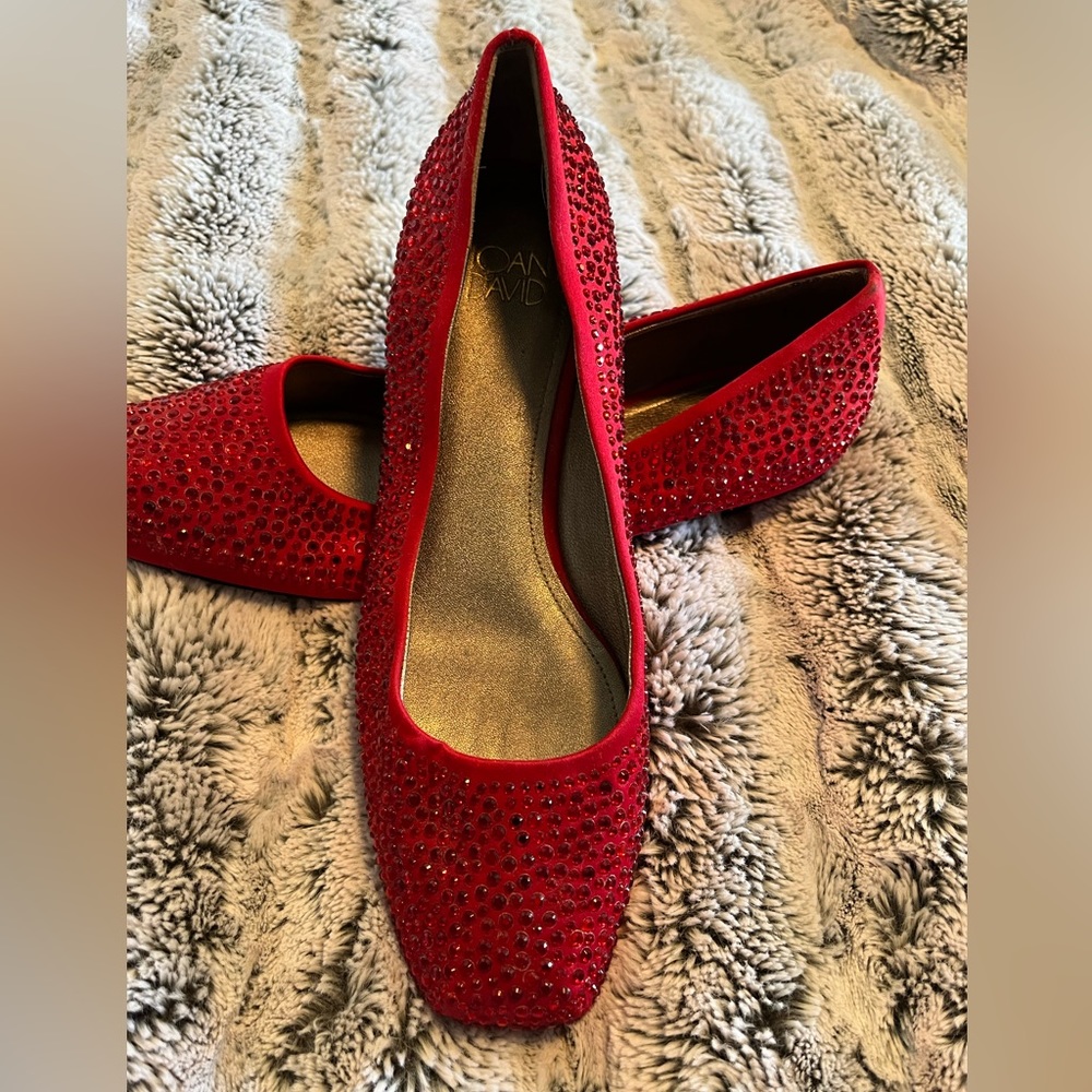 Joan and David Red Ruby Flats - size 8